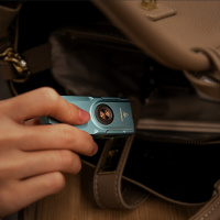 Купить Фонарь-брелок Fenix E06R  бирюзовый арт. E06RTQ