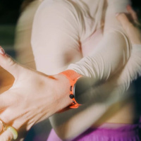 Купить Часы Suunto Run Coral Orange, оранжевые, текстильный ремешок арт. SS051112000