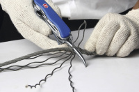 Купить Нож перочинный VICTORINOX Skipper Pro, 111 мм, 12 функций, с фиксатором лезвия, со шнурком, синий арт. 0.8503.2MW