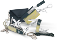 Купить Швейцарская карта Victorinox Swiss Card Classic New York Style, зеленый (подар. упаковка) арт. 0.7100.E223