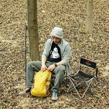 Купить Кресло Naturehike NH16J001-J складное хаки, 6927595761854 арт. 6927595761854