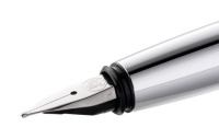 Купить Pelikan Elegance Pura P40, перьевая ручка, F арт. PL817158