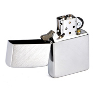 Купить Зажигалка ZIPPO с покрытием Herringbone Sweep, латунь/сталь, серебристая, матовая, 38x13x57 мм арт. 24648