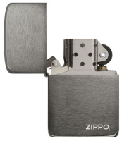 Купить Зажигалка ZIPPO 1941 Replica ™ с покрытием Black Matte, латунь/сталь, чёрная, матовая, 38x13x57 мм арт. 24485