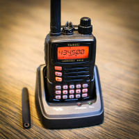 Купить Портативная рация Yaesu VX-6R арт. VX-6R