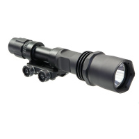 Купить Фонарь тактический подствольный Veber Tactics 800 Weaver арт. 23853