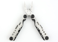 Купить Мультитул Stinger, 105x40 мм, 13 функций, сталь, серебристо-чёрный, в комплекте нейлоновый чехол арт. MT-S004