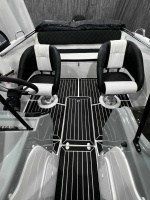 Купить Комплект палубного покрытия Marine Rocket для Феникс 510BR, тик черный, белая полоса, с обкладкой арт. teak_510br_black_2