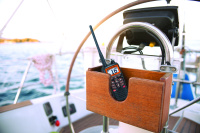 Купить Морская радиостанция Standard Horizon HX210E арт. HX210E