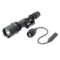 Купить Фонарь тактический подствольный Veber Tactics 800 Weaver арт. 23853